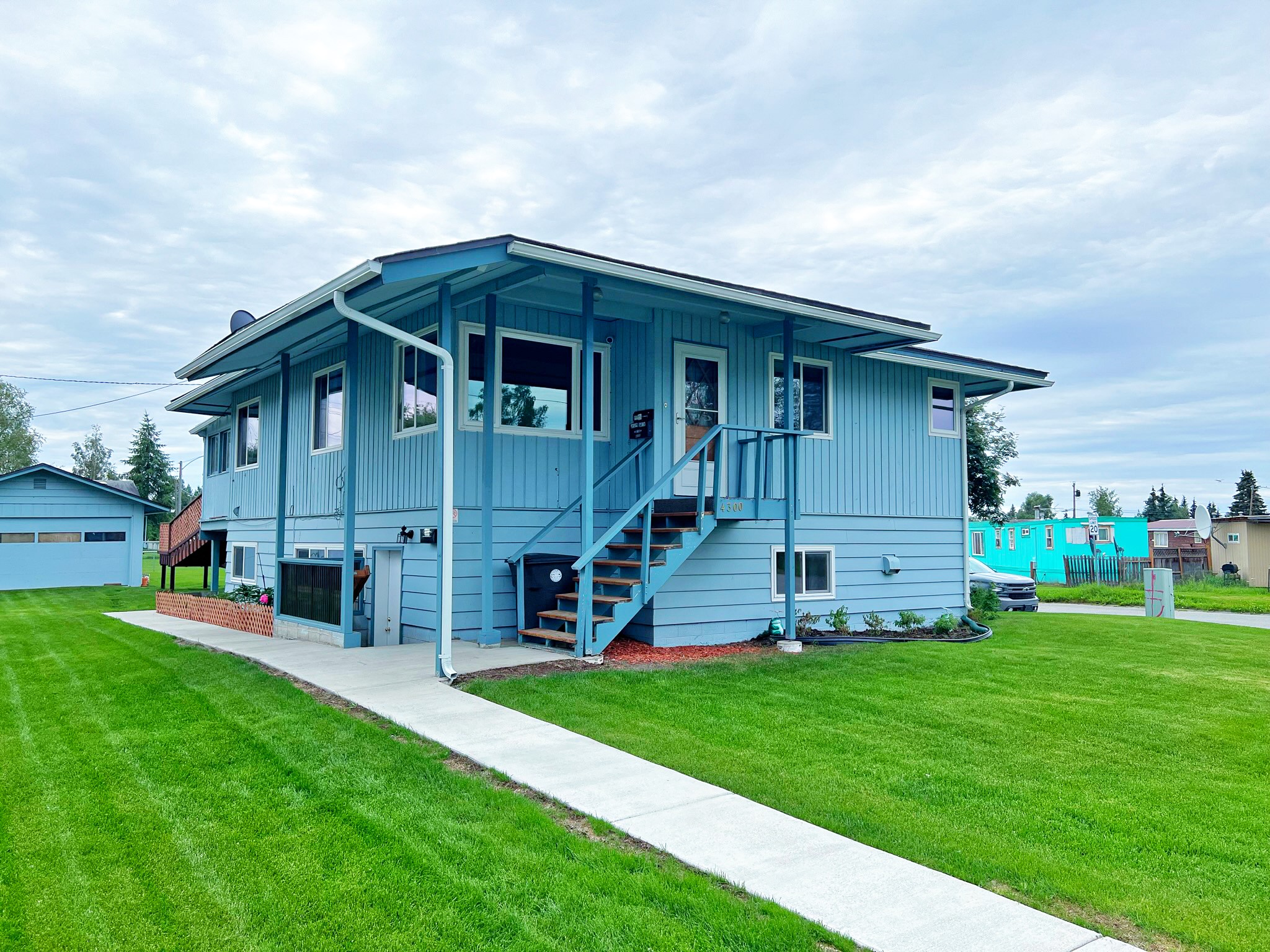 Property main image